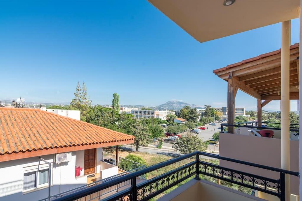 Urban Apt Next University 9 Heraklion  Exterior photo